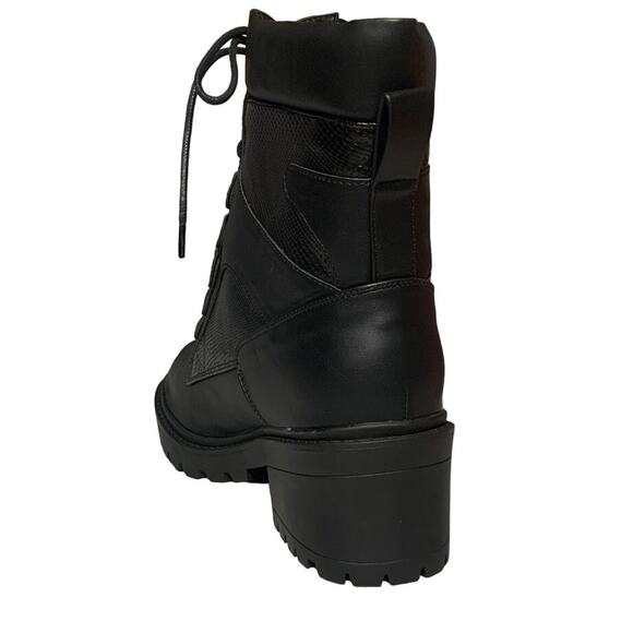 Women's WIDE Lace Up Lug Sole Combat Ankle Boot Size 12 W | NEW IN BOX - Picture 7 of 7